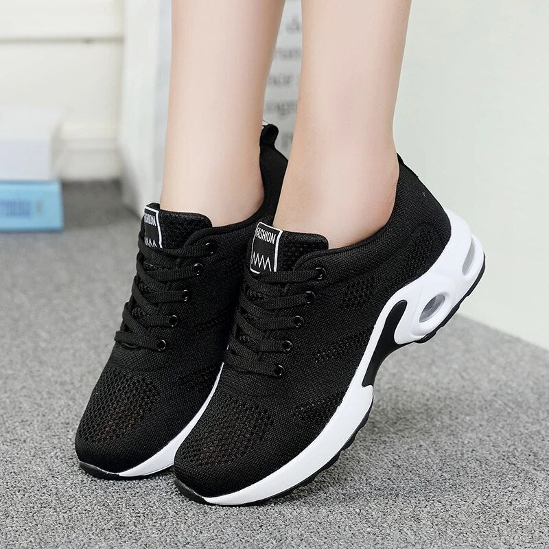 Sport Shoes   Sneakers Light