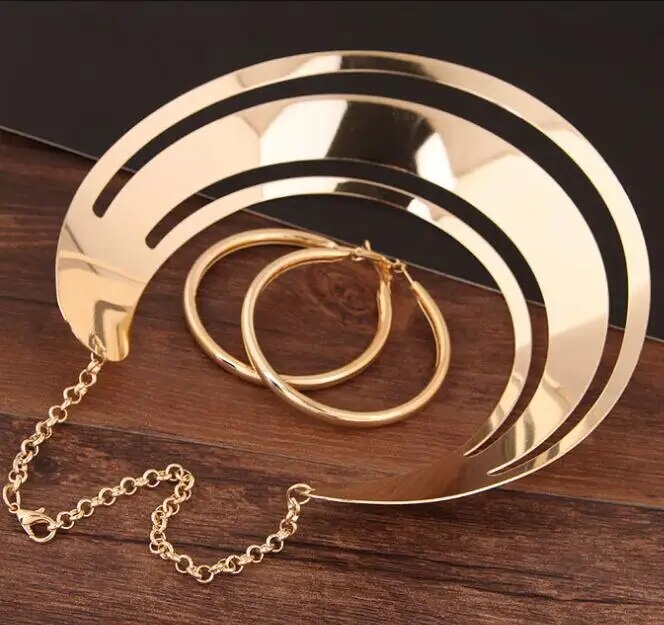 Trendy Gold Color Torques Necklace