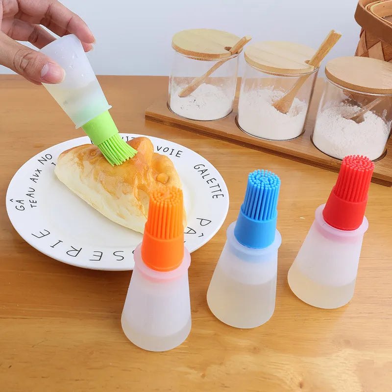 Portable Oil Bottle Barbecue Brush