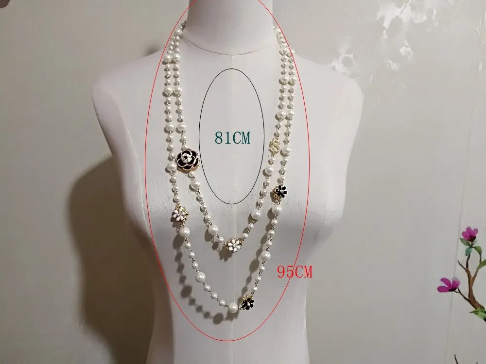 Long Simulated Pearl Necklace Pendant