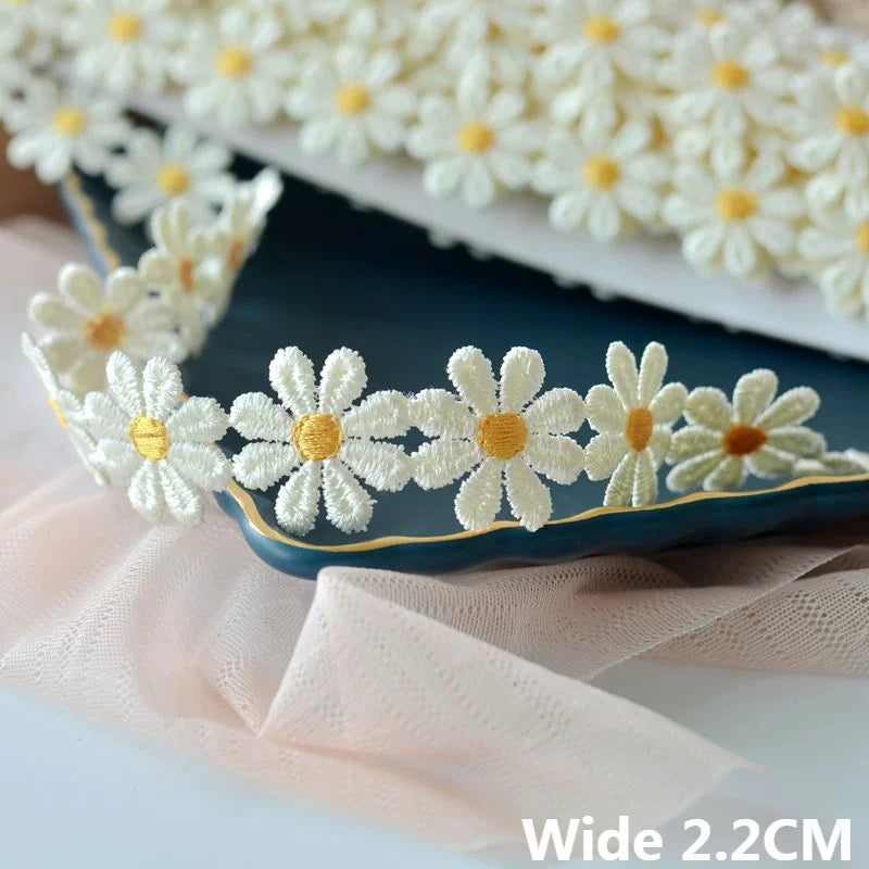 White Embroidered Daisy Lace