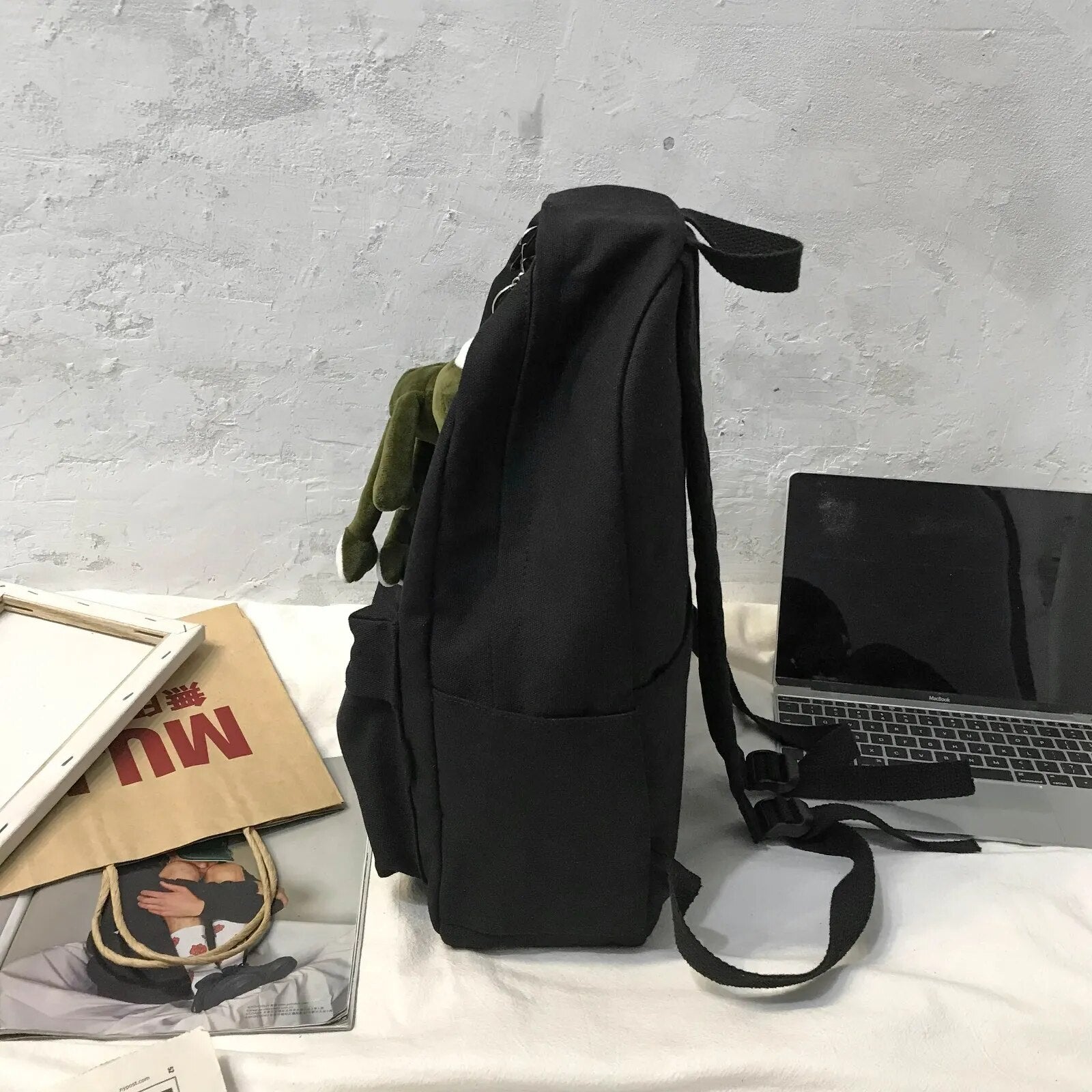 Unisex Shoulder Casual Backpack Bag
