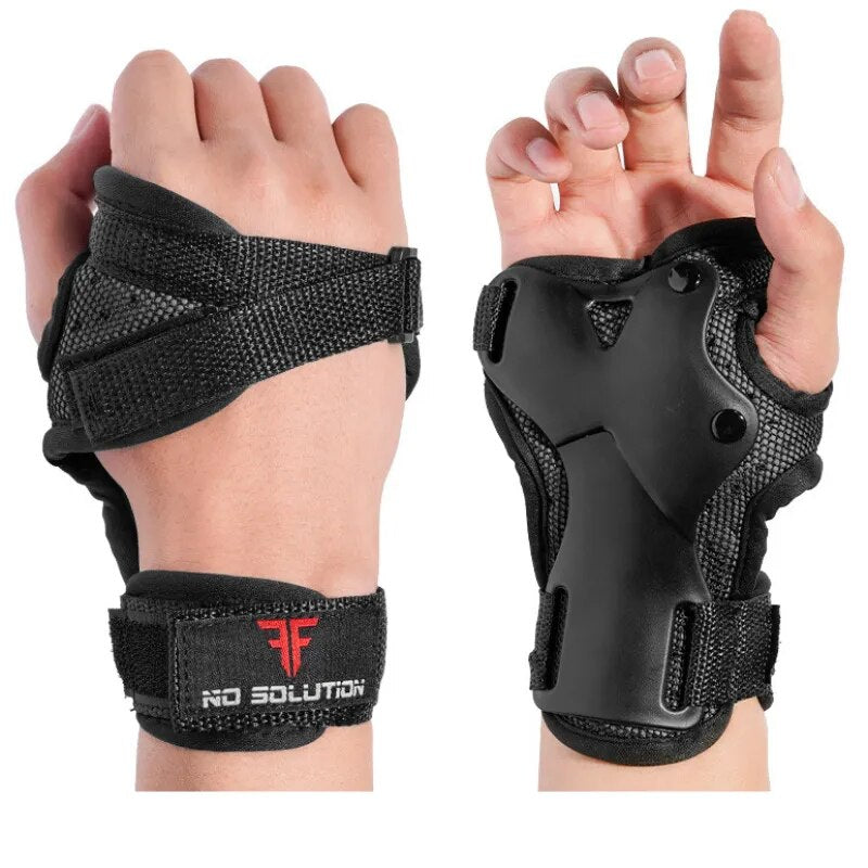 Supportive Gym and Skiing Wrist Guard
