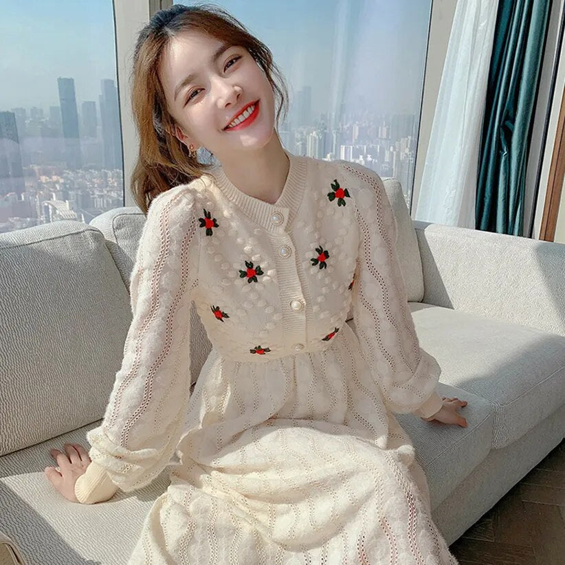 Embroidery Long Sleeve Dress